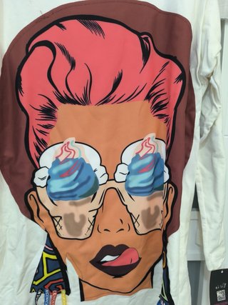 Vestido con estampado gráfico