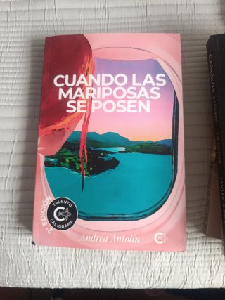 Cuando las mariposas se posen