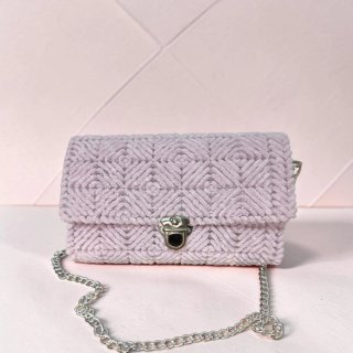 Cartera de mano artesanal