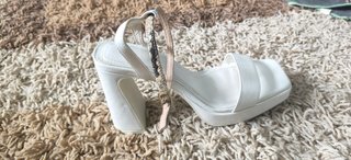 Sandalias de Tacón Blancas Talla 36
