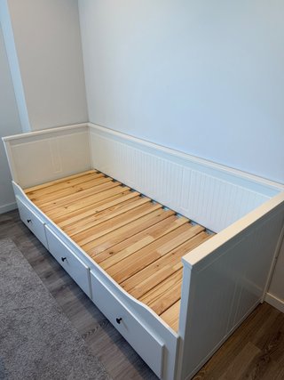 Cama diván HEMNES blanco completa (con colchones)