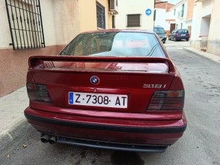 Portón Maletero BMW E36 con Alerón