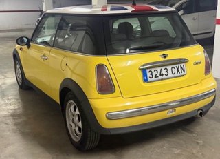MINI Cooper 2004