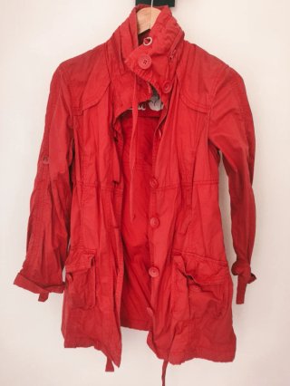 Gabardina Larga Roja