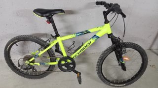 Bicicleta Infantil Rockrider ST 500 muy poco uso.