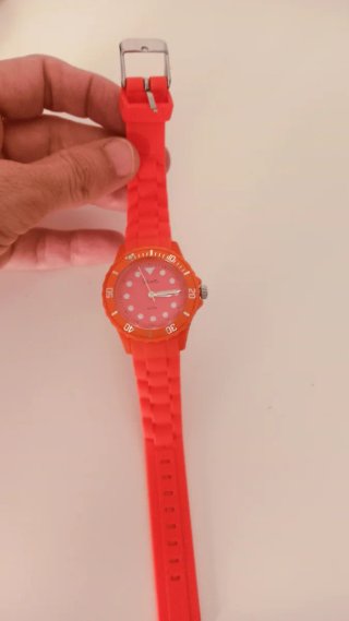 Reloj Naranja con Correa de Caucho