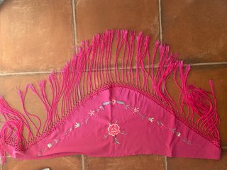 Mantoncillo de niña rosa fucsia
