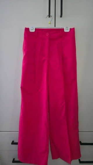 Pantalón de traje rosa fucsia