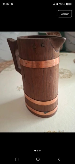 Jarra Vintage de Madera y Cobre