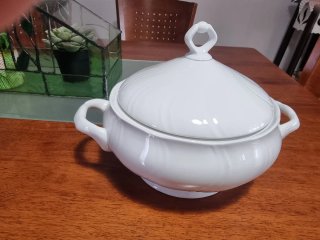 Sopera de Porcelana,  mediados  del siglo XX.
