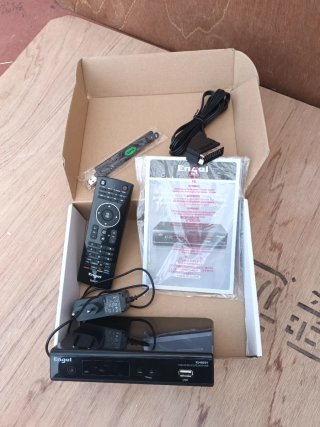 Receptor Engel RS4800S