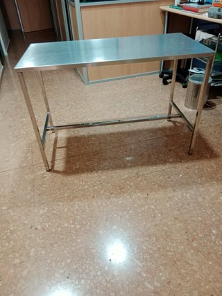 Mesa Auxiliar de Acero