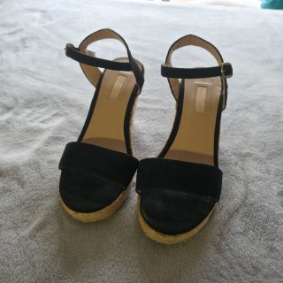 Sandalias de tacón negras