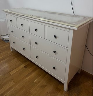 Cómoda Hemnes IKEA 8 cajones