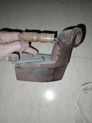 Plancha de Hierro Antigua
