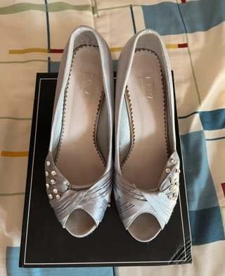 Zapatos de tacón plateados de fiesta-37