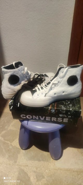 Zapatillas Converse Blancas y Negras