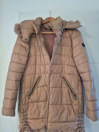 Abrigo acolchado beige