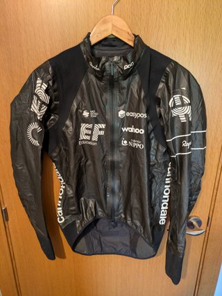 Chaqueta RAPHA EF PRO TEAM GORETEX LIGHTWEIGHT tal