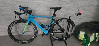 Bicicleta de Carretera Giant Carbono talla 50