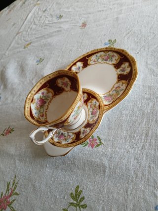 Tazza da tè con piattino Porcellana Royal Albert