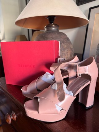 Sandalias de tacón Uterqüe