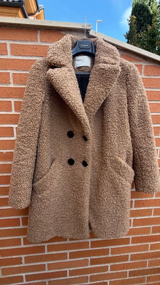 Abrigo de borreguito Zara