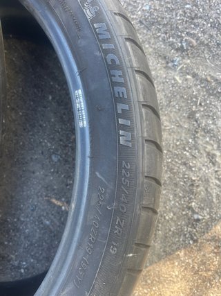Neumáticos Michelin 225/40 ZR19