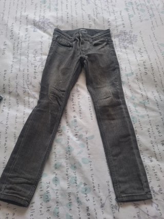 Pantalón vaquero gris skinny 7 años
