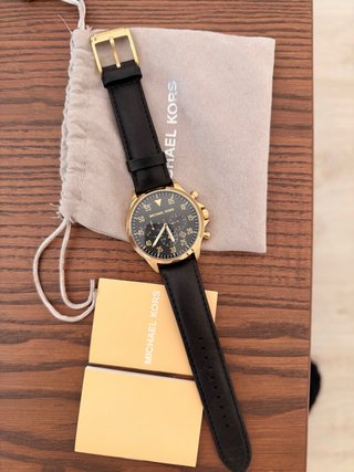 Reloj Michael Kors Dorado y Negro