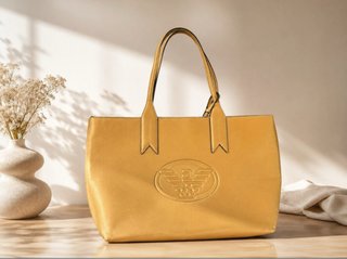 Bolso de mano Armani dorado