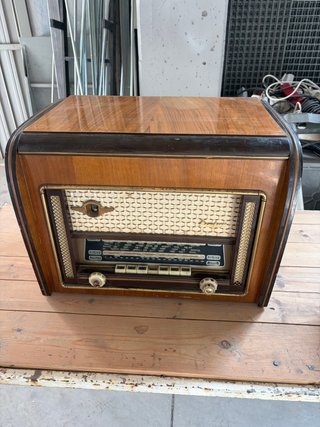 Radio Tocadiscos Manufrance años 50