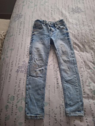Pantalón vaquero azul 5-6 años