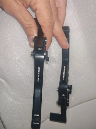 Juego de Manetas para Aprilia Dorsoduro