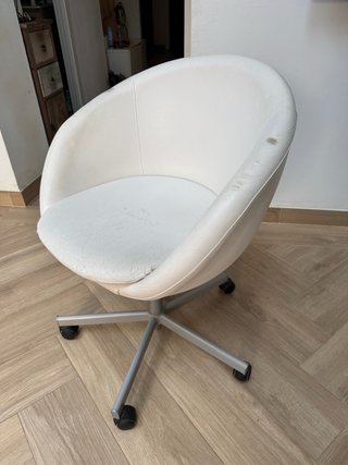 Silla de escritorio blanca