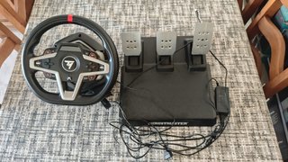 Thrustmaster T248 con pedali