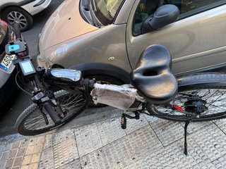 Bicicleta Eléctrica Urbana Negra