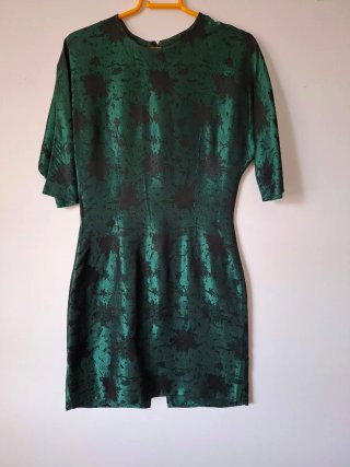 Vestido de fiesta verde y negro