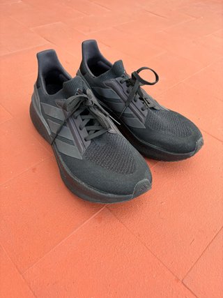 Zapatillas Adidas Ultraboost 5X Negras.