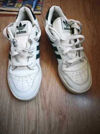 Zapatillas adidas Blancas y Verdes