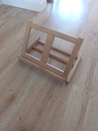 Atril de lectura de madera