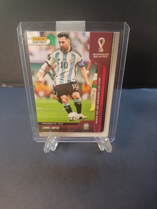 Cromo Panini Instant Leo Messi Qatar 2022