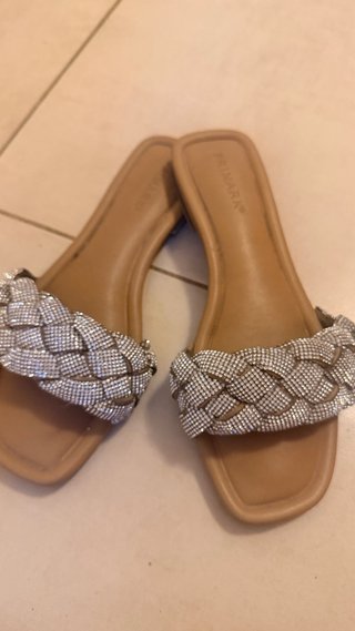 Sandalias Primark Beige con Pedrería