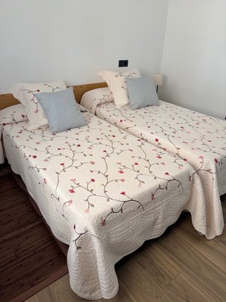 Conjunto de 2 Camas 90x180 cm PIKOLIN - RELAX