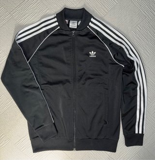 Chaqueta adidas negra