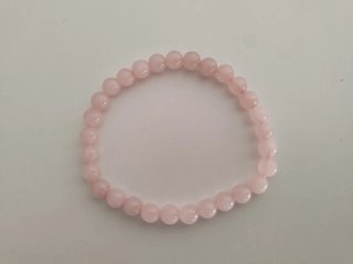 Pulsera de cuentas rosas