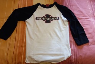Camiseta Independent Trucks Manga 3/4