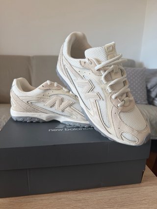 Zapatillas New Balance 204L Beige Talla 40.5