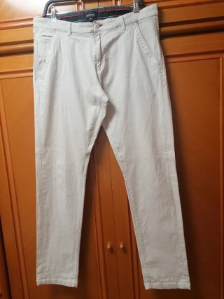 Pantalón Beige