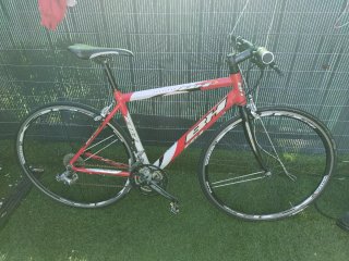 Bicicleta de Carretera BH Manillar recto